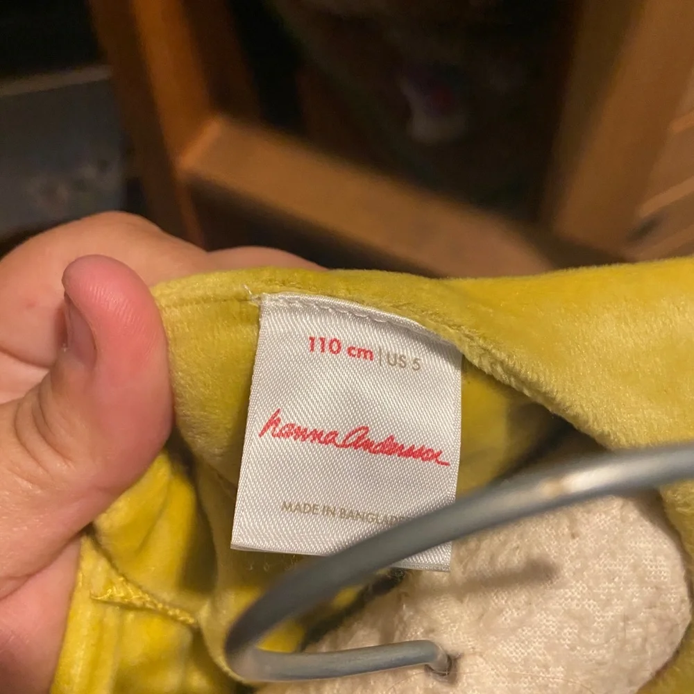 FUNDRAISER ITEM-Hanna Anderson Velvet dress girls size 5 chartruese - Picture 5 of 15